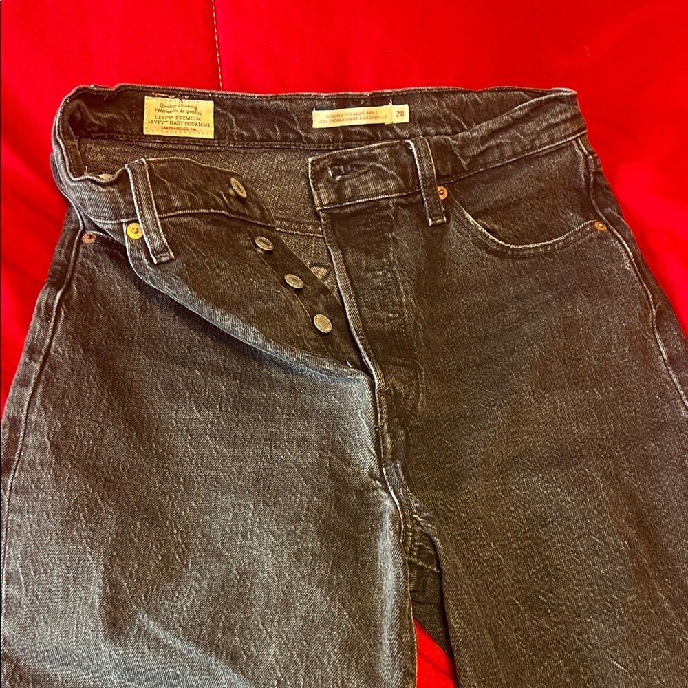 Levi's Ribcage Straight Ankle Jeans